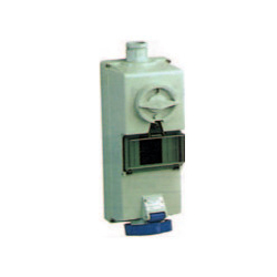 Socket With Interlock Switch & DIN Rail Isoblock (4.5 modules)